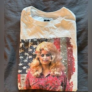 Dolly Parton Graphic T-Shirt with American Flag and Portrait